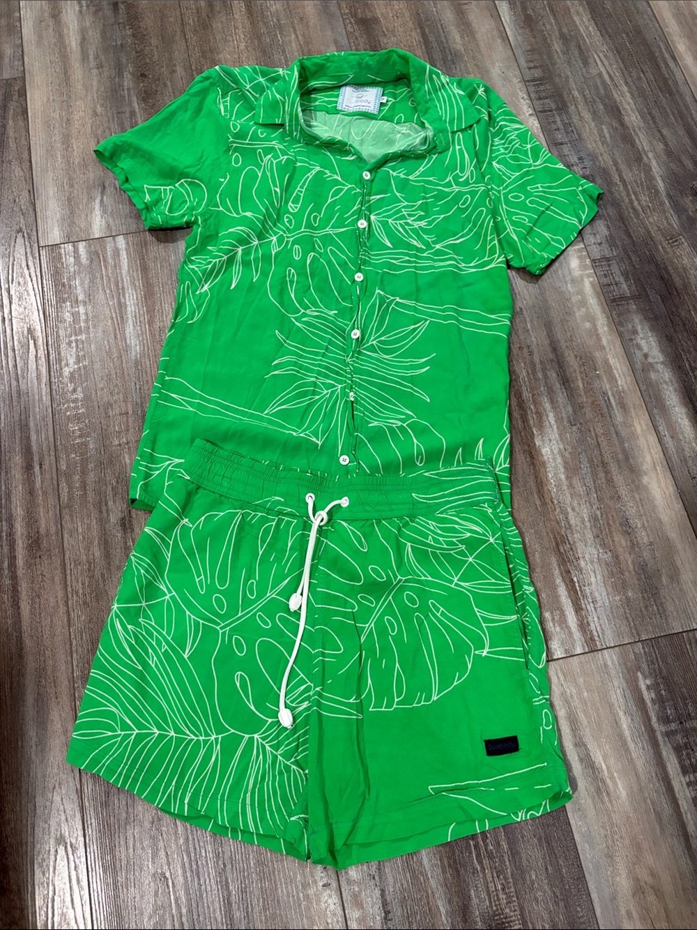 Green Monstera Palm Leaf-Print Short Set size small